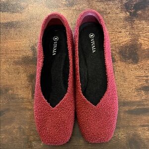 Vivaia Red Cozy Slip-On Flats with Fuzzy Texture, Size 9/40, New without Tag